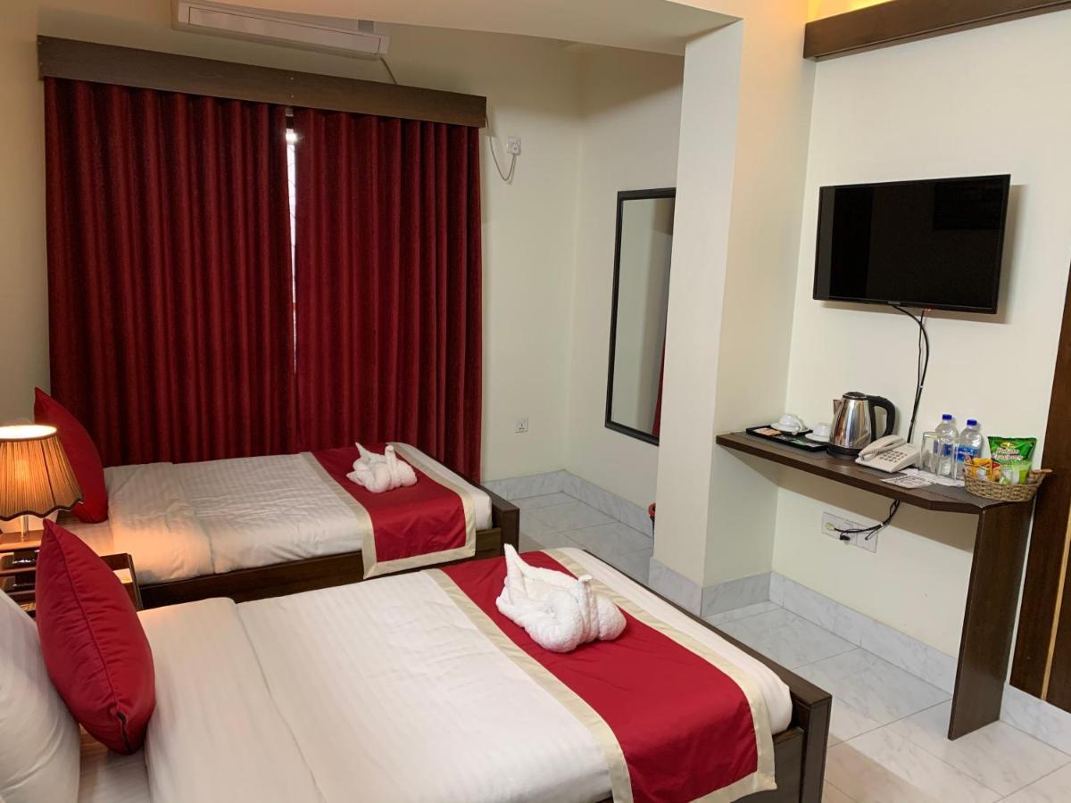 Hotel Grand Circle Inn Дакка Екстер'єр фото