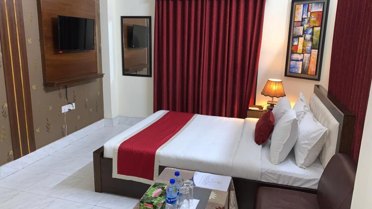 Hotel Grand Circle Inn Дакка Екстер'єр фото