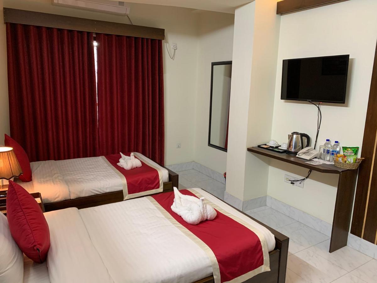 Hotel Grand Circle Inn Дакка Екстер'єр фото