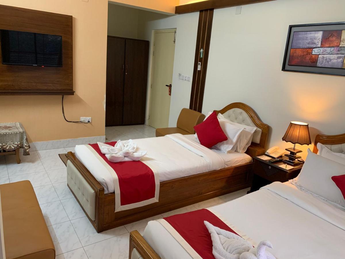 Hotel Grand Circle Inn Дакка Екстер'єр фото